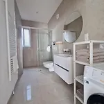 Moderny Loft S Terasou V Centre Mesta Prievidza