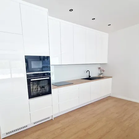 아파트 Moderny Loft S Terasou V Centre Mesta 프리에비드자