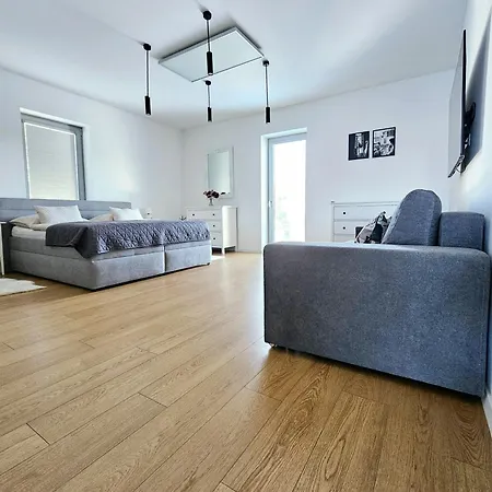 Moderny Loft S Terasou V Centre Mesta Appartamento